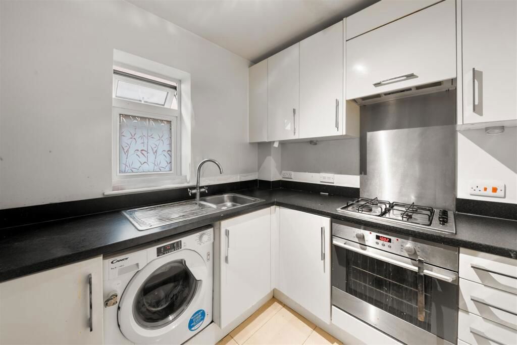 Property photo 3 of 9