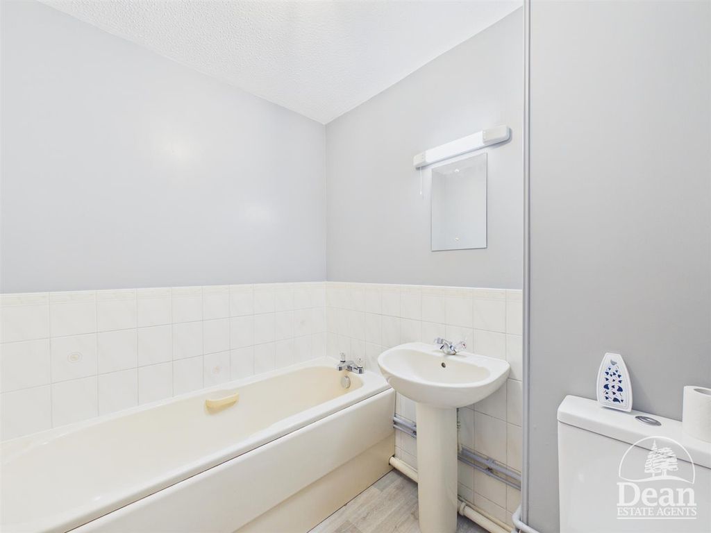 Additional image 9 of 1 bed flat for saleFairways Avenue, Coleford GL16