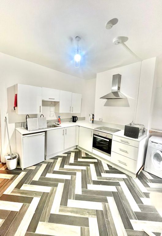 Property photo 2 of 11 Photo 13