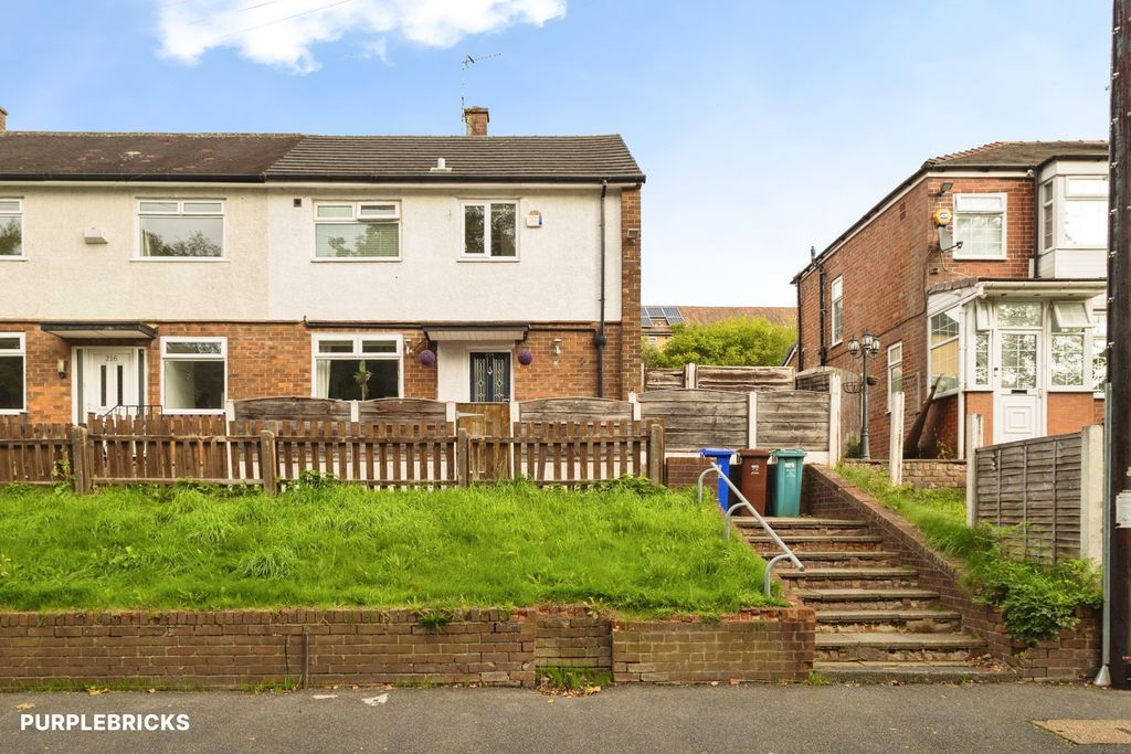 Property photo 2 of 28