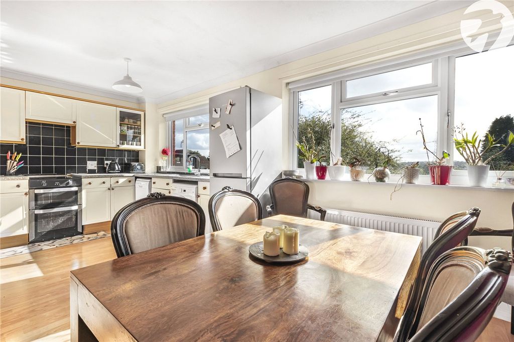 Property photo 2 of 20 Kitchen Dining Room