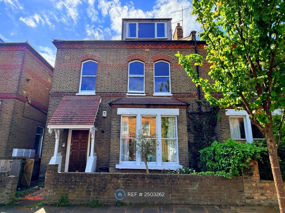 Property photo 2 of 8