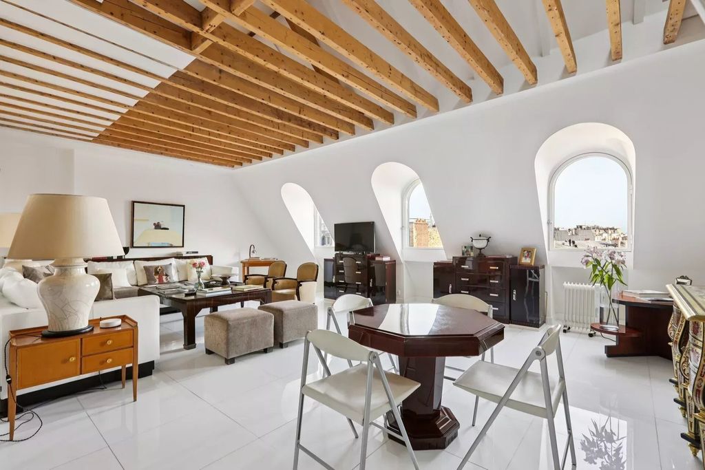 Property photo 1 of 11 Paris Xvie - Victor Hugo - Beautiful Top Floor Apartment, Eiffel Tower View.