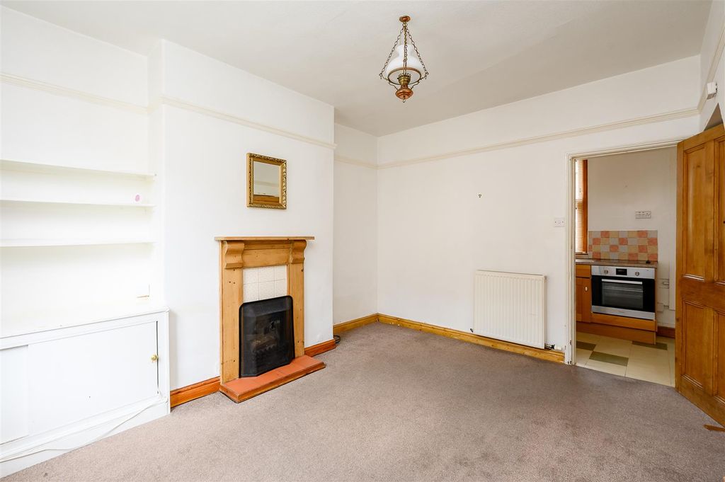 Property photo 2 of 14 Living Room