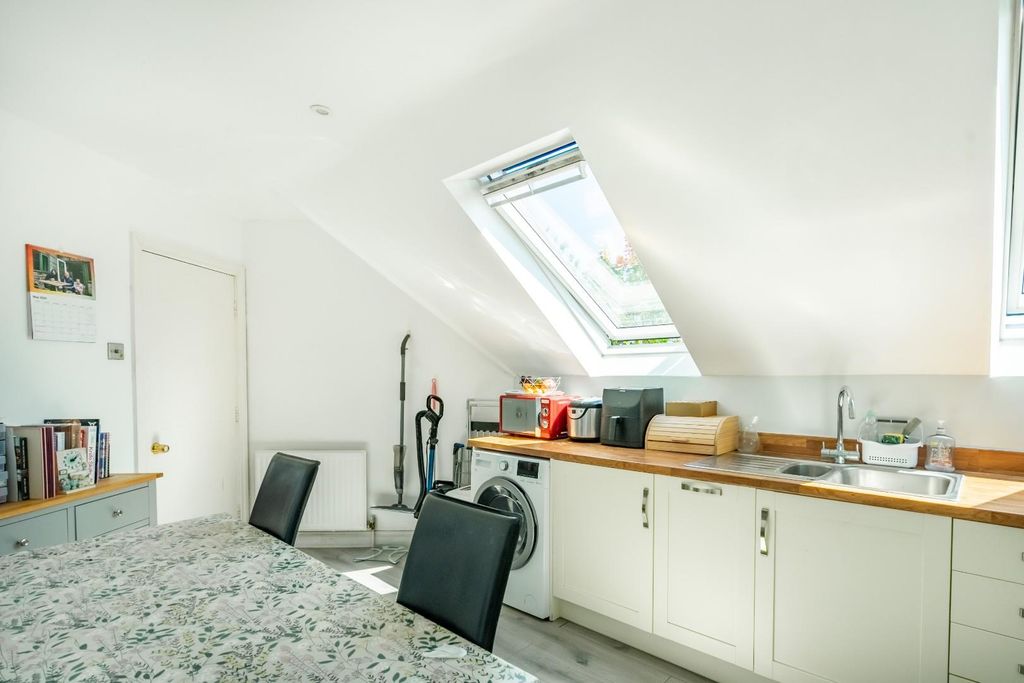 Property photo 3 of 7 145l-5.Jpg