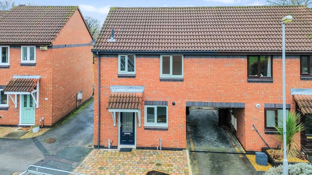 Property photo 1 of 27