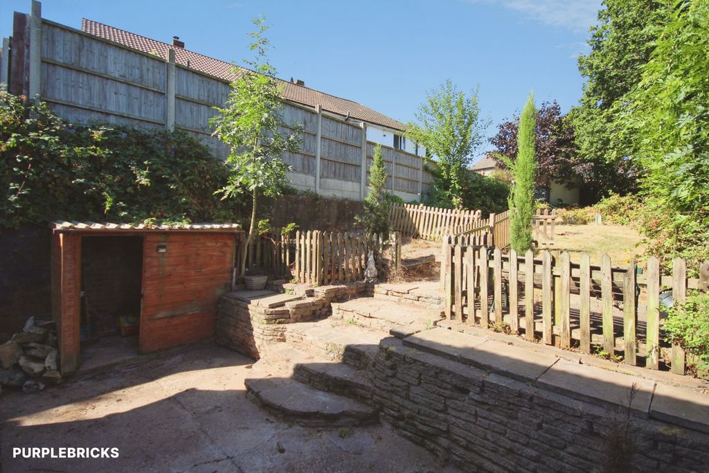 Property photo 3 of 24