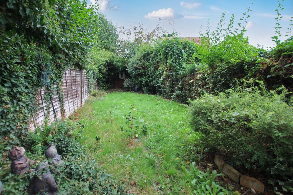 Property photo 3 of 11