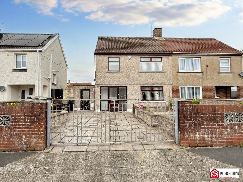 Property photo 2 of 19 Img_2890