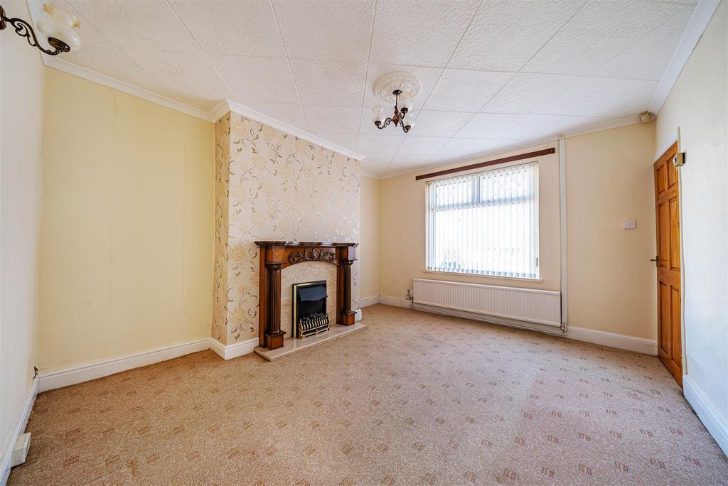 Property photo 3 of 26 1271018 (3).Jpg