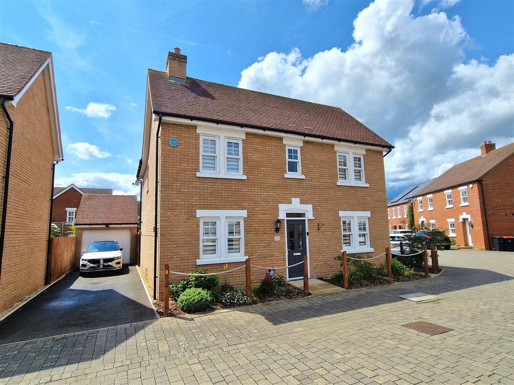Property photo 1 of 25