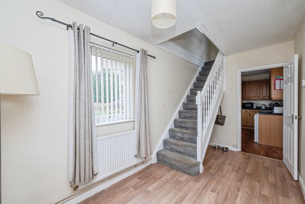 Property photo 3 of 16 Pbox-Img.Jpg