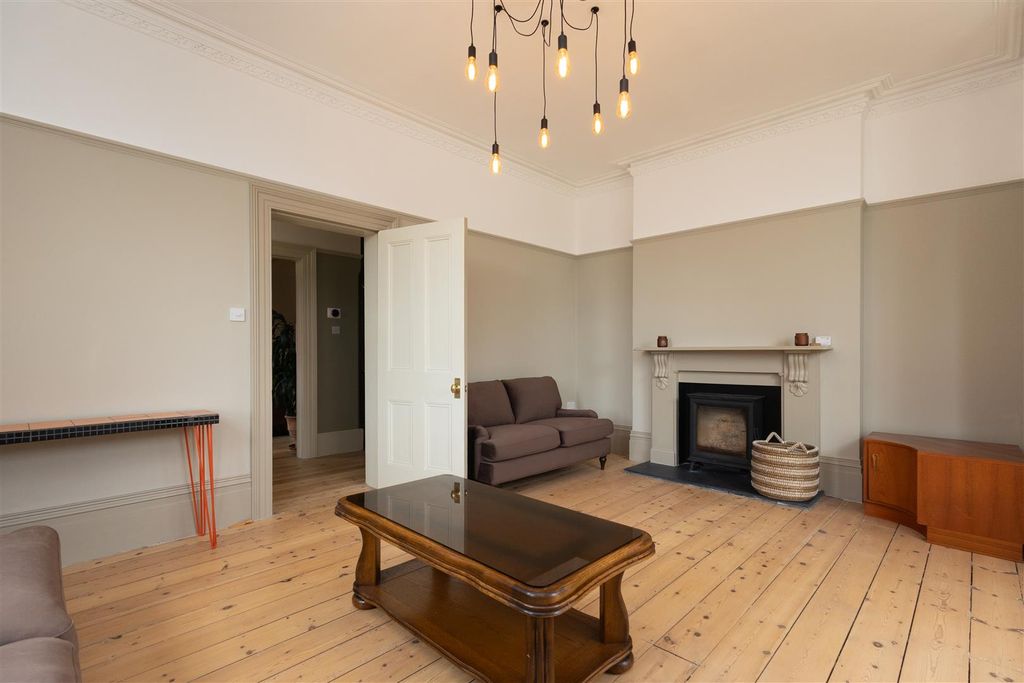 Property photo 3 of 37 Living Room