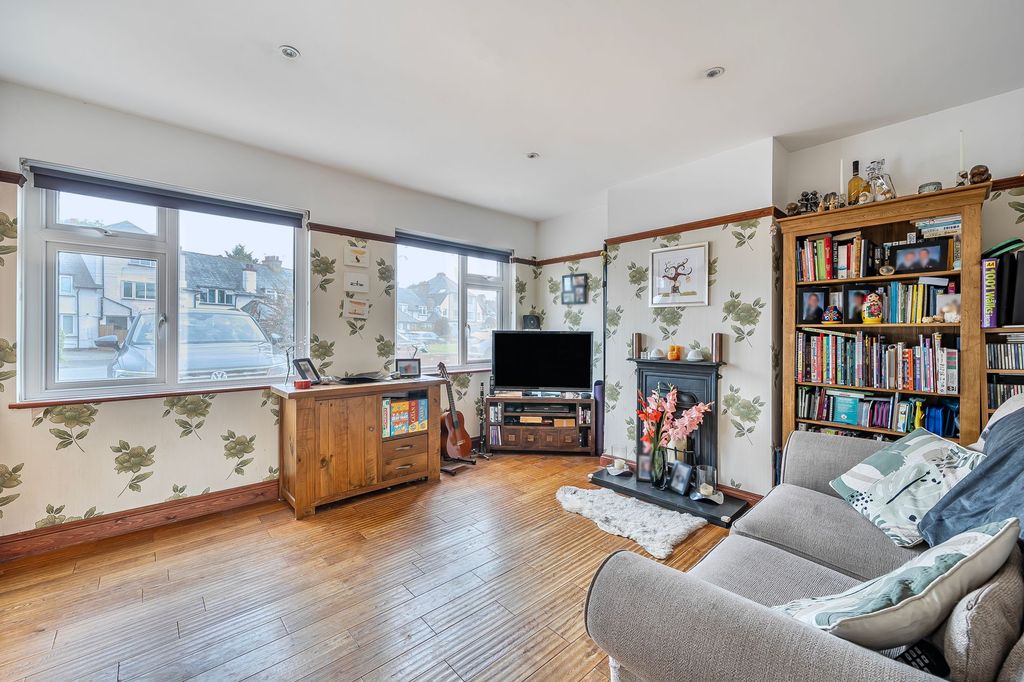 Property photo 3 of 22