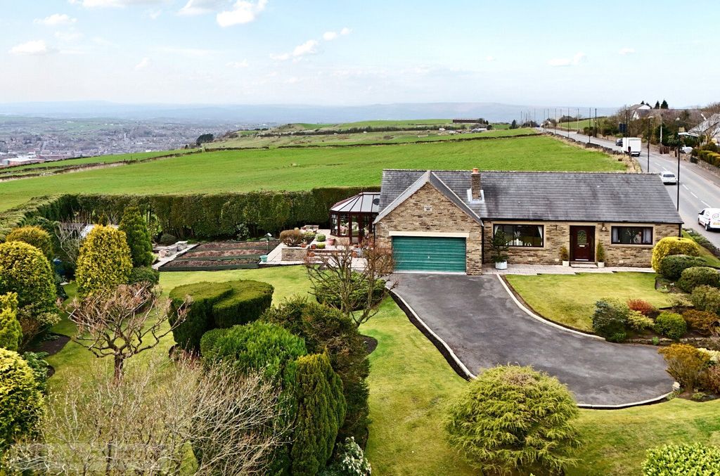 Property photo 1 of 25 Picture No. 21