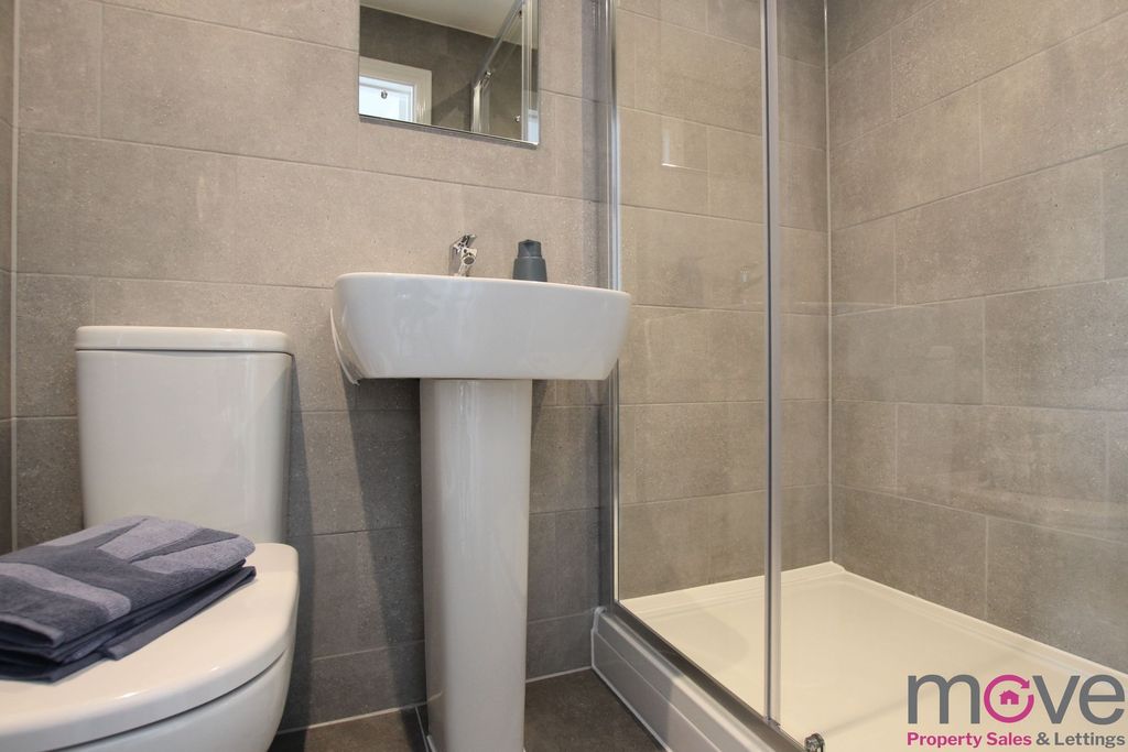 Property photo 2 of 6 Photo 4