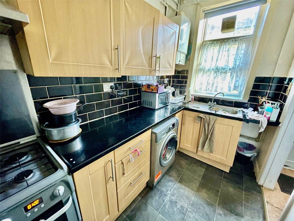 Property photo 3 of 11 Picture No. 08