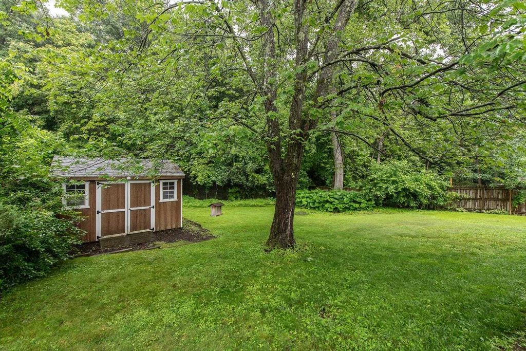 Property photo 3 of 5 <Alttext/>