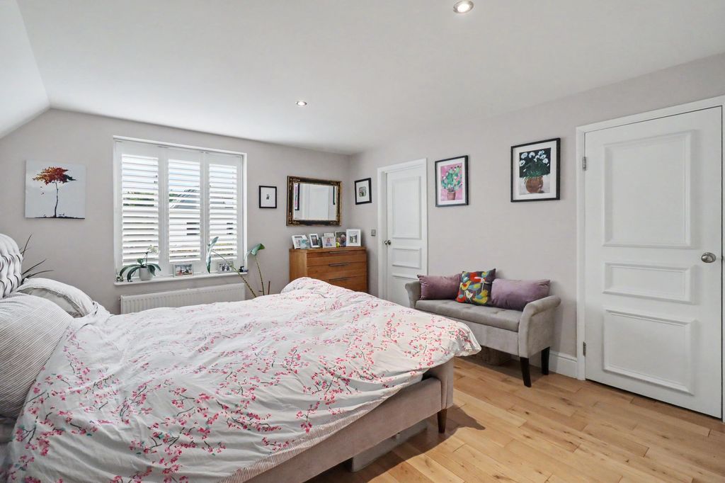 Additional image 12 of 5 bed detached house for saleVine Road, East Molesey KT8