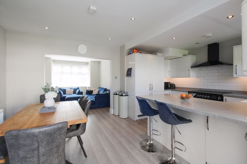 Property photo 2 of 17 Photo 10