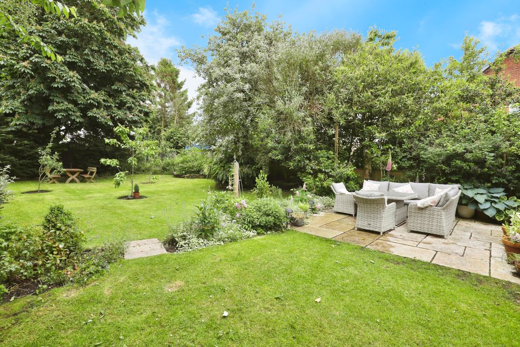 Property photo 3 of 24 Photography
