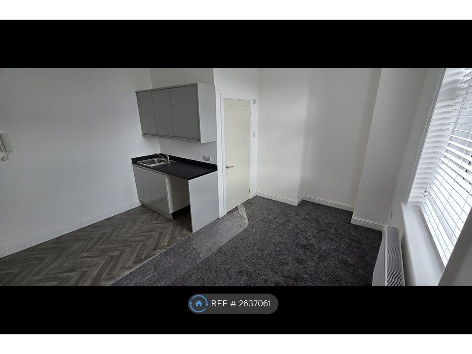 Property photo 1 of 3