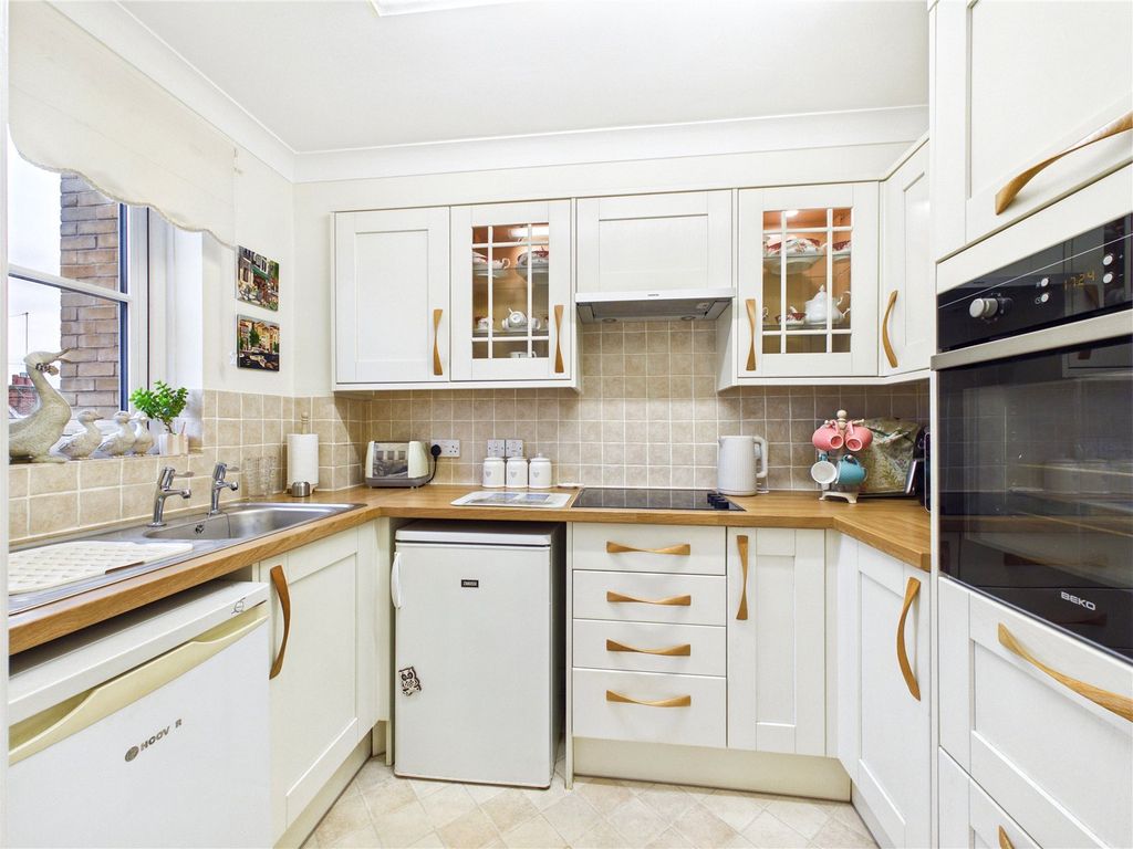 Property photo 2 of 10 Picture No. 04