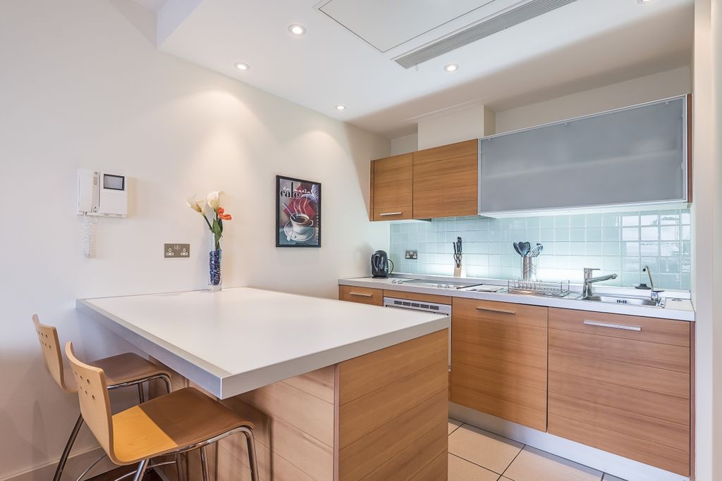 Property photo 2 of 11 Kitchen