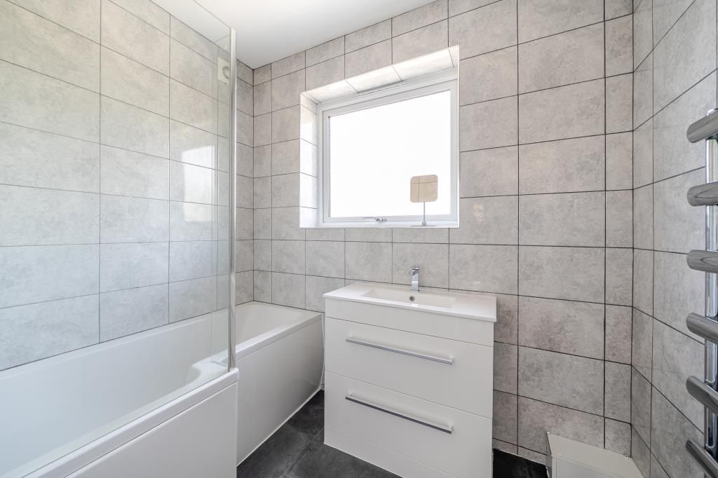 Property photo 2 of 30 Bathroom