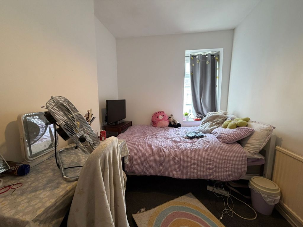 Property photo 3 of 8 26c3E18E-5465-416c-98c5-6Aa0F64652B8