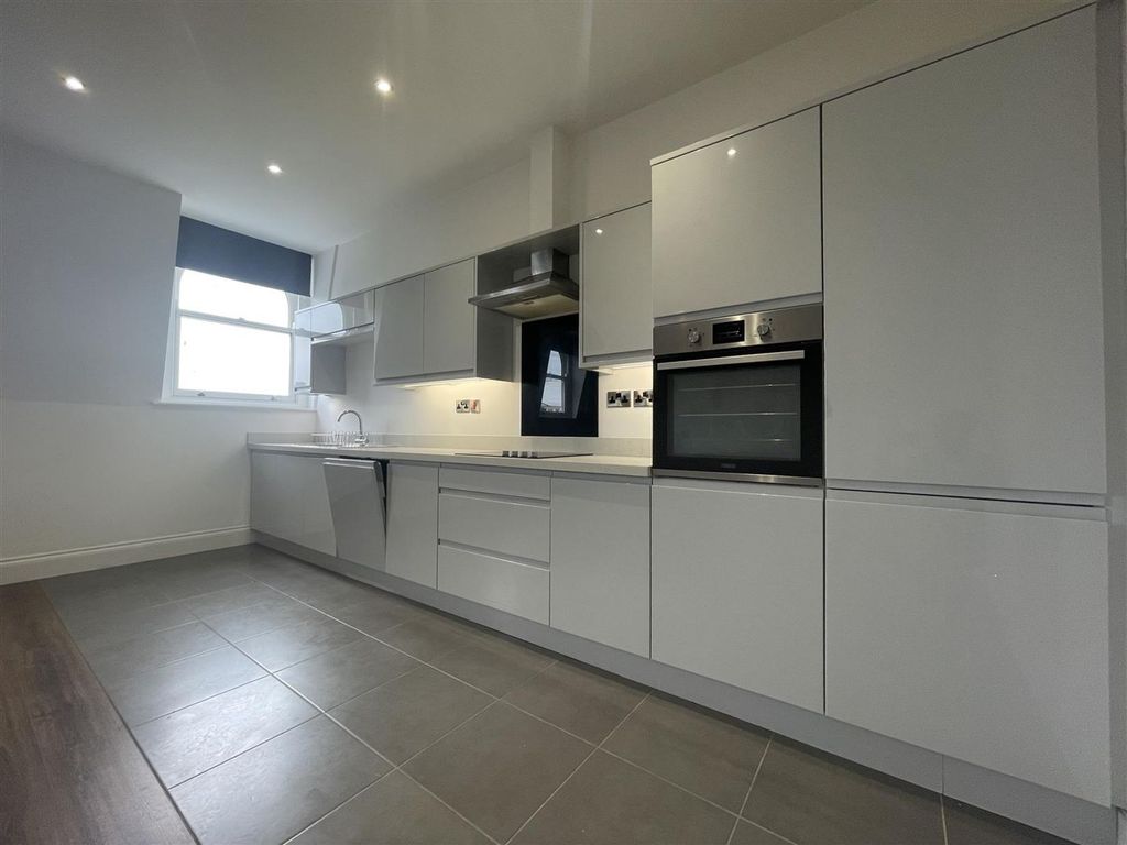 Property photo 3 of 14 Img_2191.Jpg