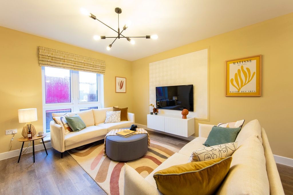 Property photo 2 of 7 One Lockleaze Marden Show Home (84)