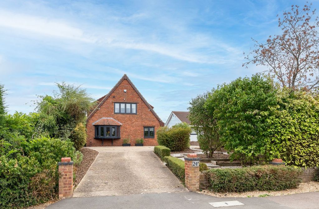 Property photo 1 of 34