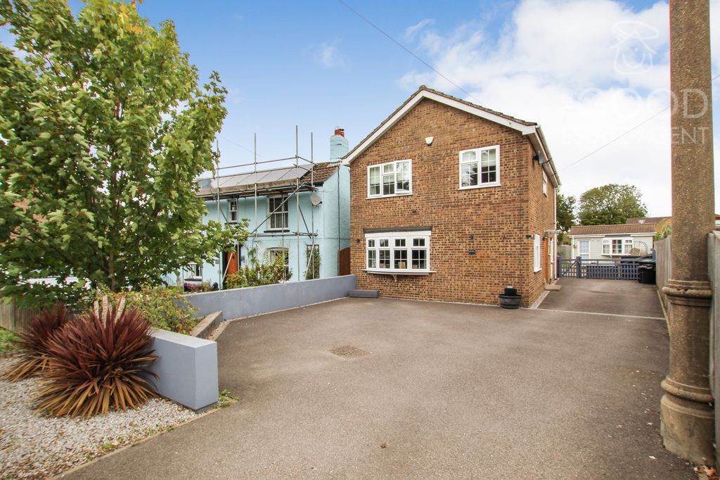 Property photo 1 of 26
