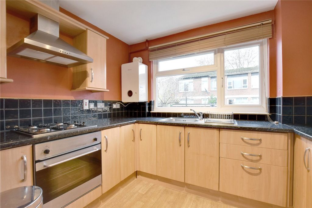 Property photo 3 of 17 Picture No. 04