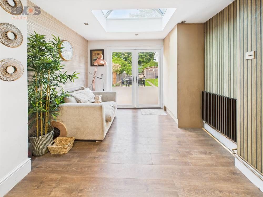 Property photo 3 of 20 3975056