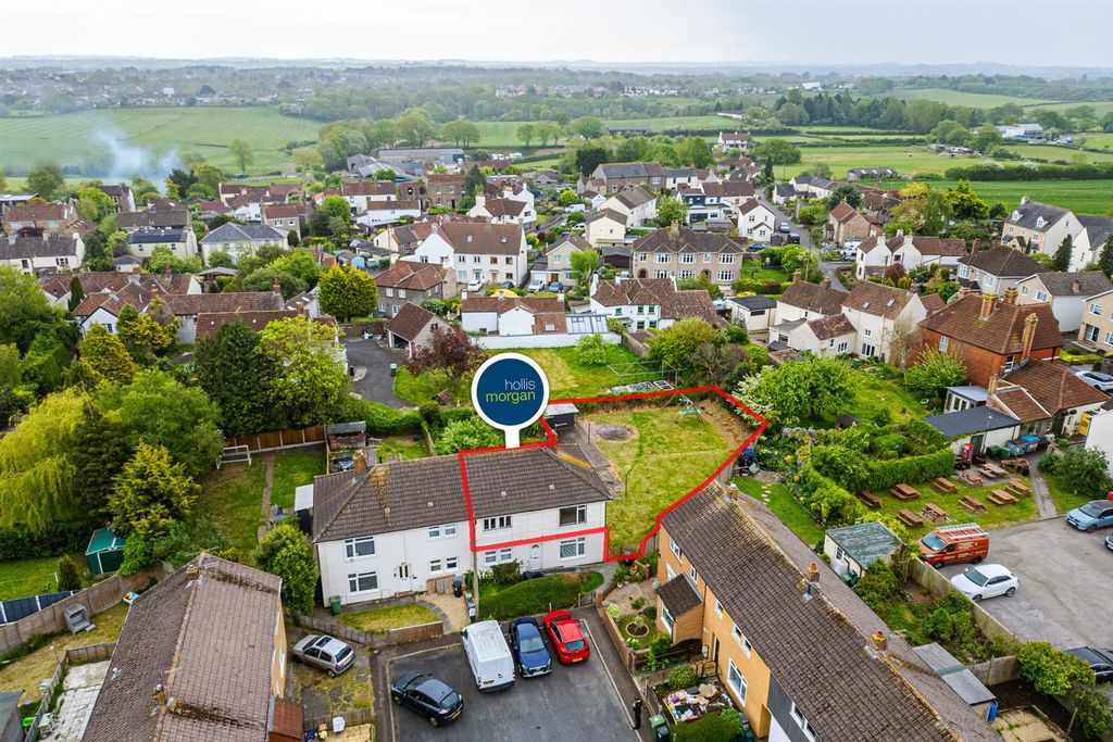 Property photo 3 of 30 22 Crossley Close, Winterbourne, Bristol Bs36 1Pr
