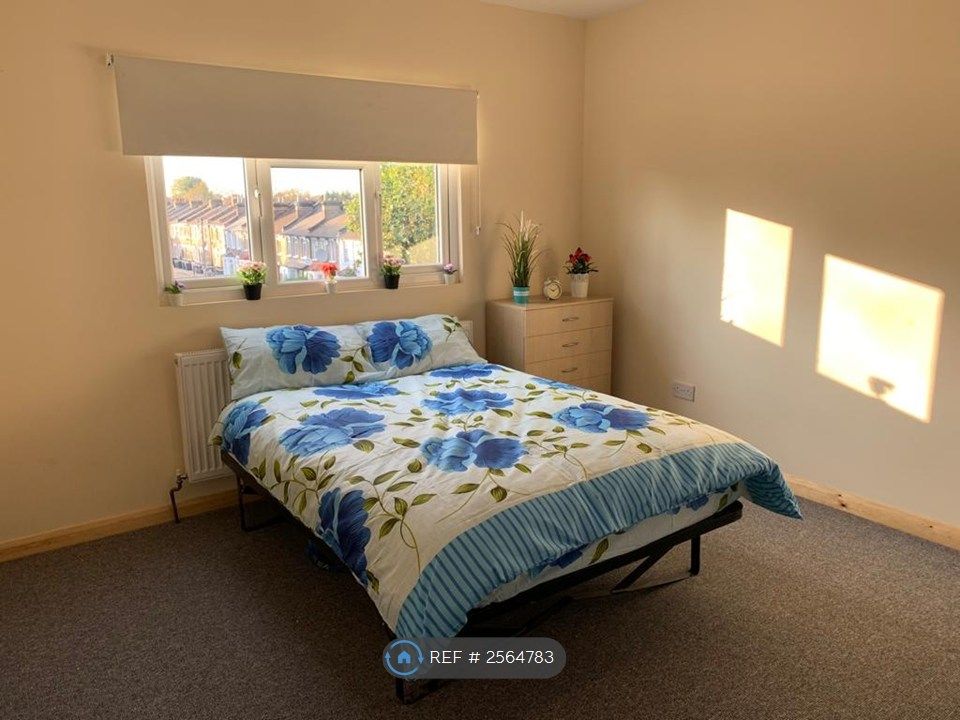 Property photo 3 of 4