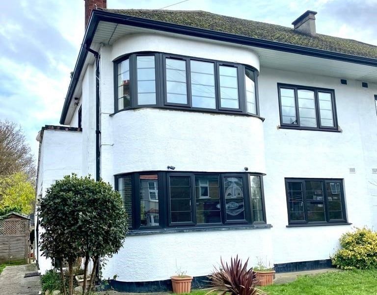 Property photo 1 of 11