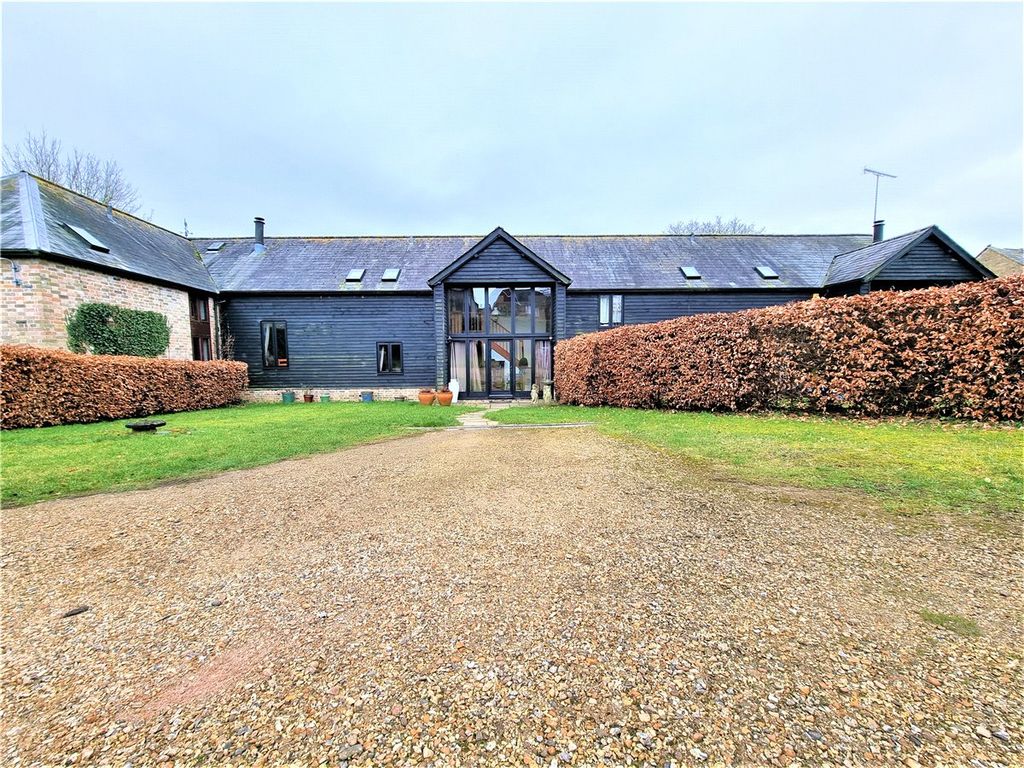 Property photo 1 of 16 Picture No. 18