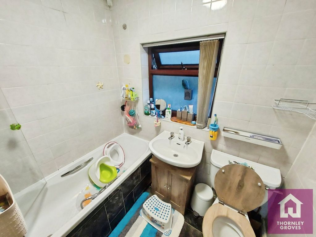 Property photo 3 of 6 Picture No. 21