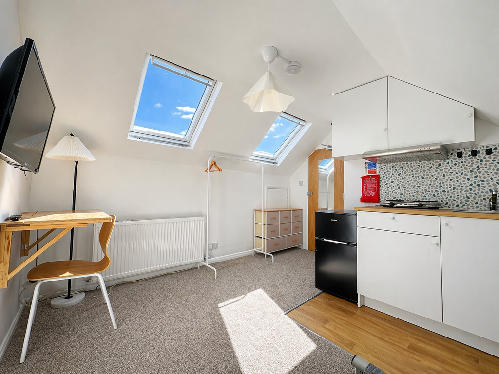 Property photo 2 of 5