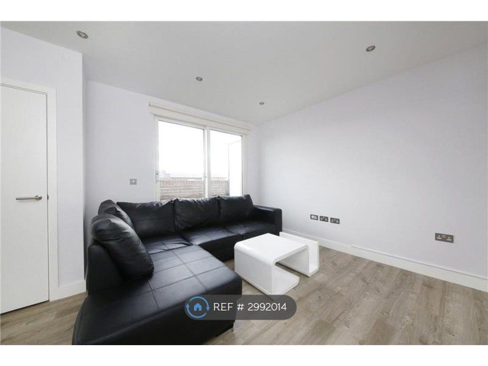 Property photo 3 of 12 Reception Room (2)