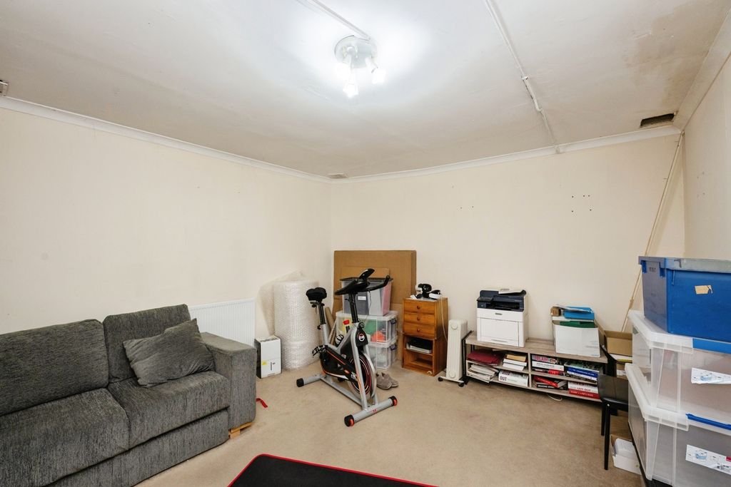 Property photo 2 of 20 Pbox-Img.Jpg
