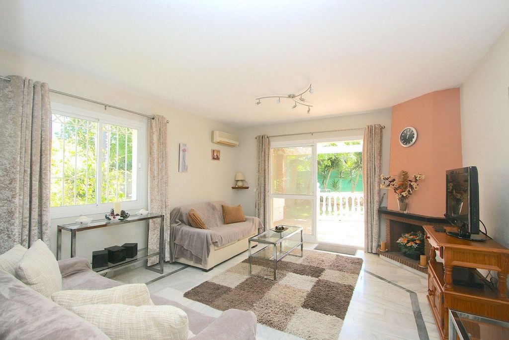 Property photo 2 of 19