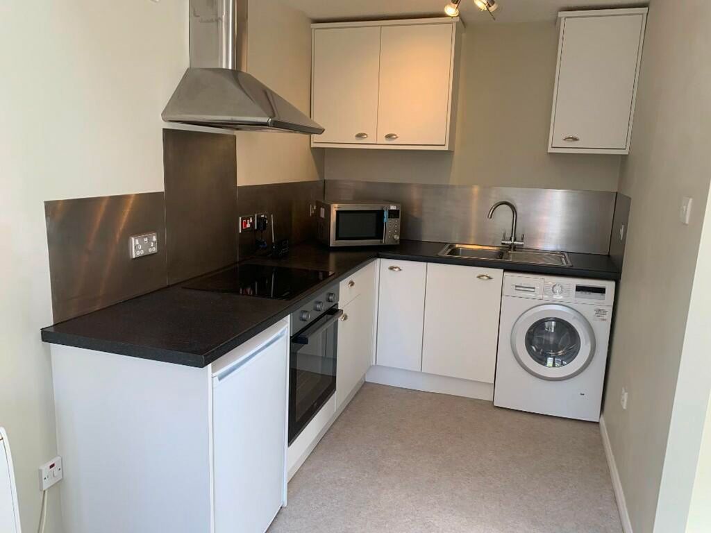 Property photo 2 of 11