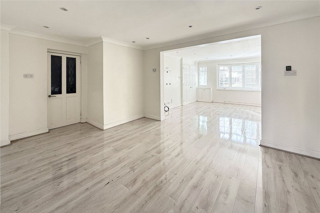 Property photo 3 of 14 Robinson Jackson