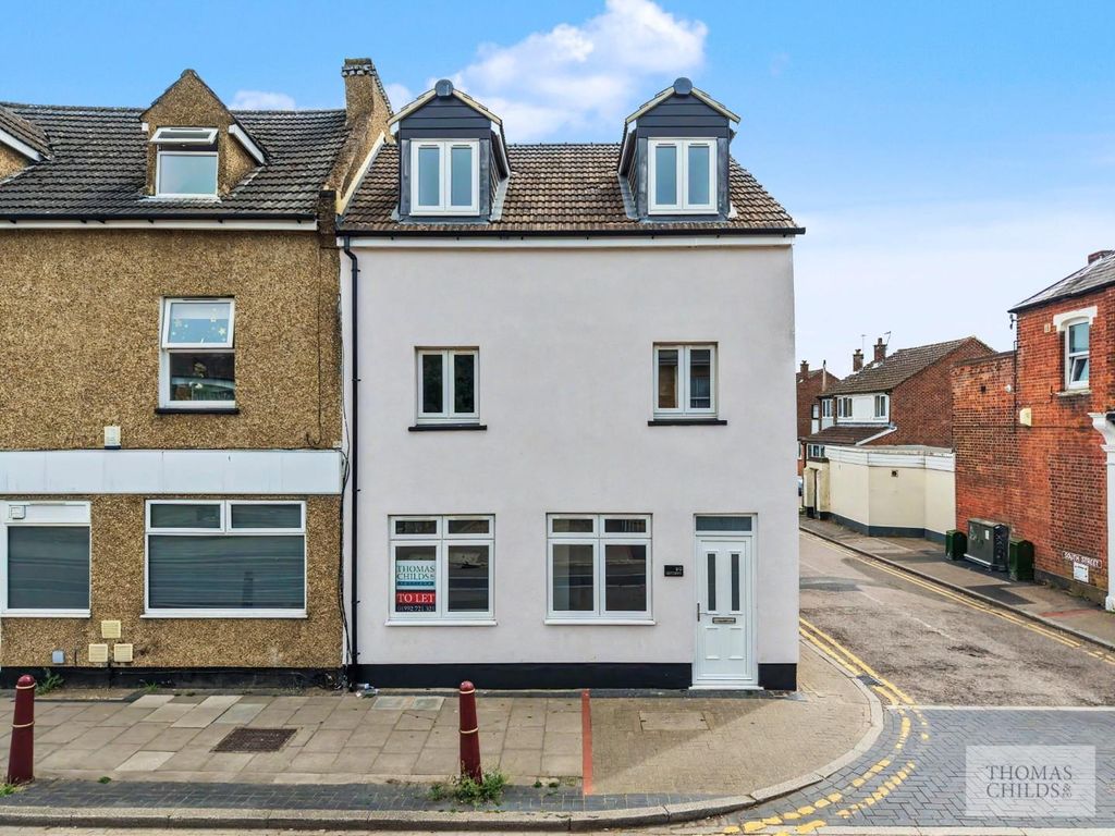 Property photo 2 of 16 60 High Street House .Jpg