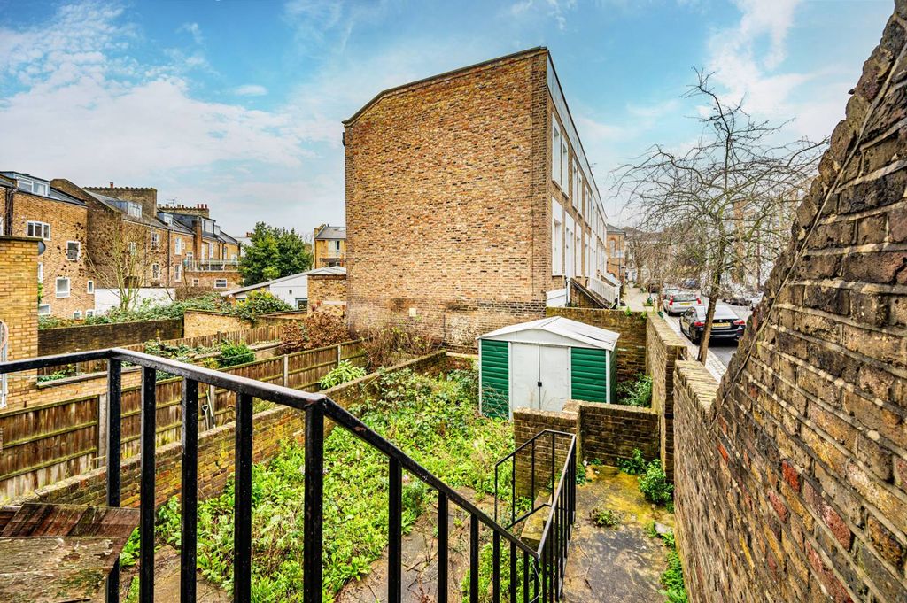 Property photo 2 of 14