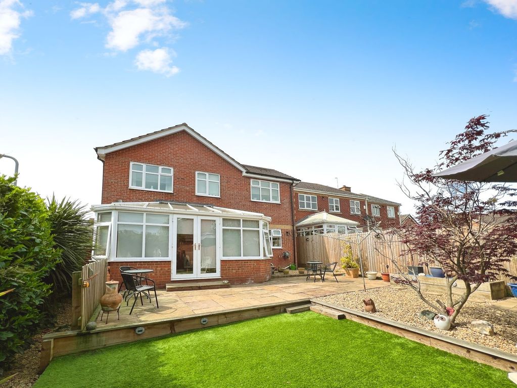 Property photo 2 of 22